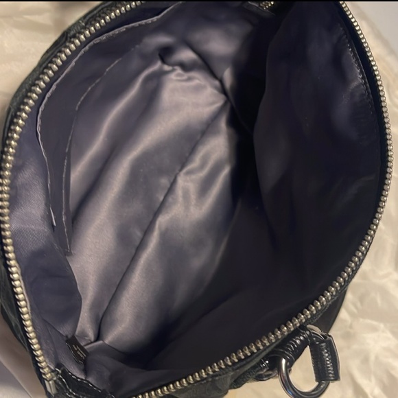 Authentic Coach Small Signature Satchel & Dust Bag - Picture 14 of 16